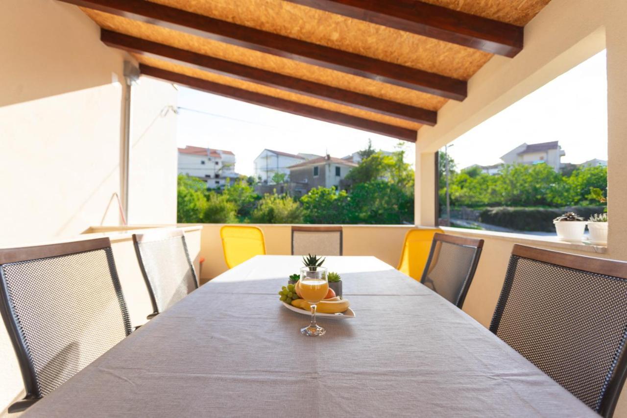 Apartman Marel Žrnovnica Esterno foto