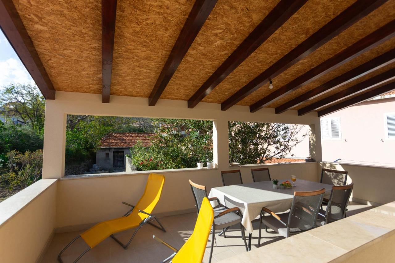 Apartman Marel Žrnovnica Esterno foto