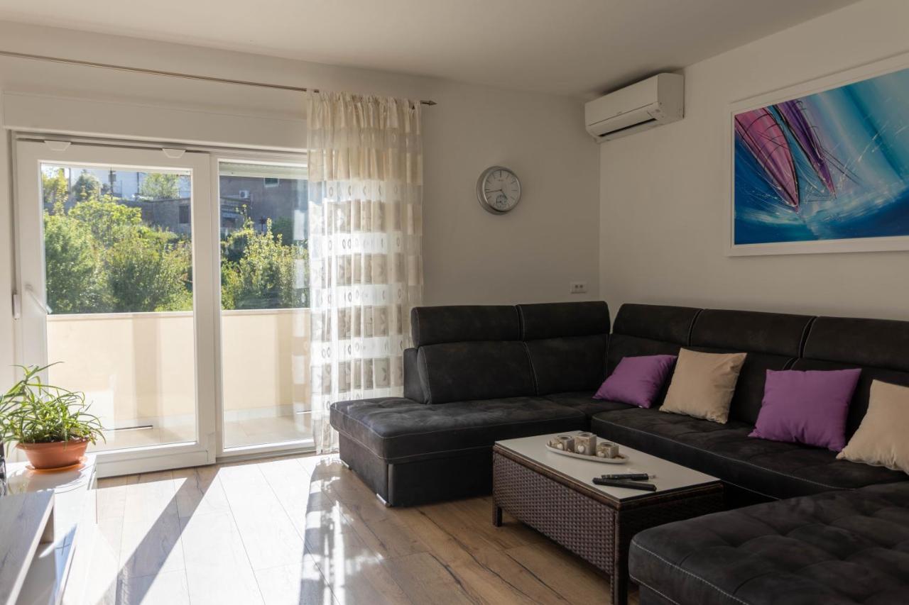 Apartman Marel Žrnovnica Esterno foto