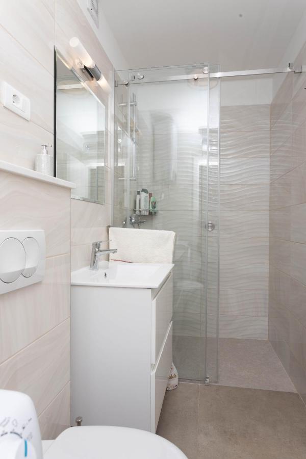 Apartman Marel Žrnovnica Esterno foto