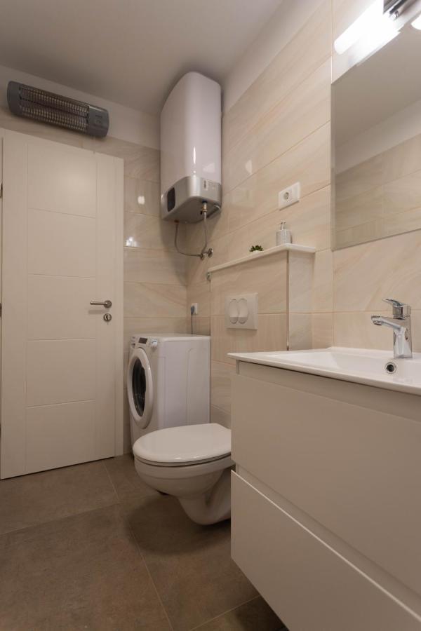 Apartman Marel Žrnovnica Esterno foto